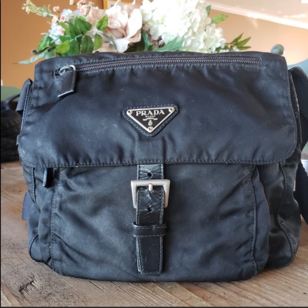 Prada Bag- Gently Used- Black-100% Authentic Prada